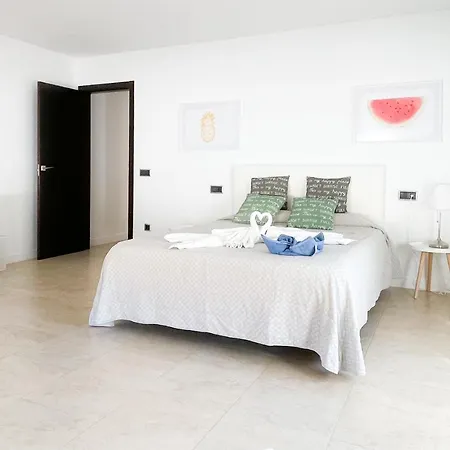 Villa Haygon Private Heated Pool, Bbq & Sauna *