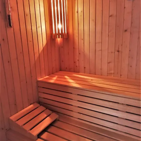 Villa Haygon Private Heated Pool, Bbq & Sauna